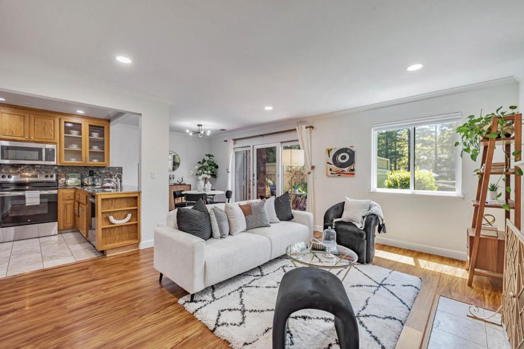 2907 La Terrace Circle