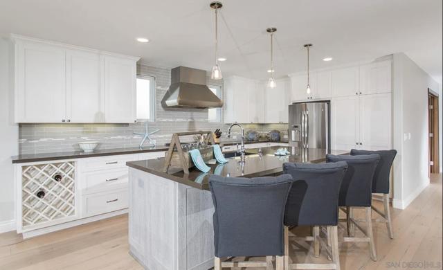 Image 9 of 29 For 48 Spinnaker Way