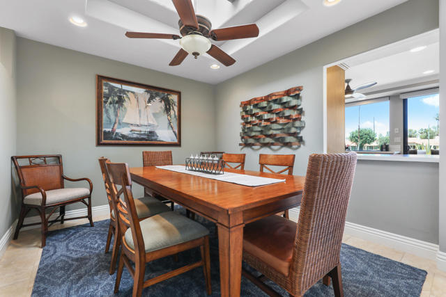 352 Villena Way, Palm Desert CA: https://media.crmls.org/mediaz/6fa356c2-501d-43b5-81b5-4c68ab9f35cc.jpg