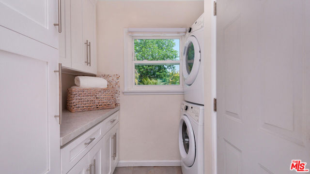 801 APPLEBY Street photo 8