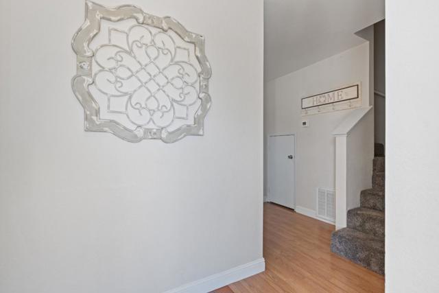1411 Squire Court, Hollister CA: https://media.crmls.org/mediaz/6fa3c91b-a40d-456e-addb-004a7e543d9a.jpg