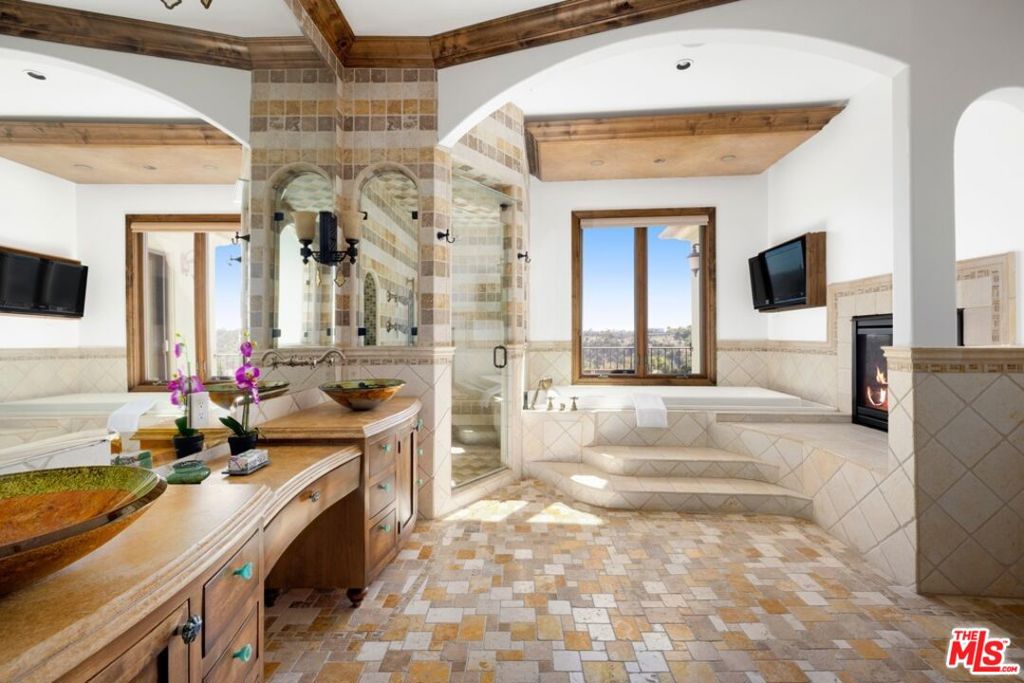 MLS #26848845 image #41
