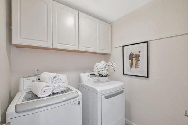 39725 Potrero Drive, Newark CA: https://media.crmls.org/mediaz/6fa4cc18-851c-43e9-9674-f0e493192c2f.jpg