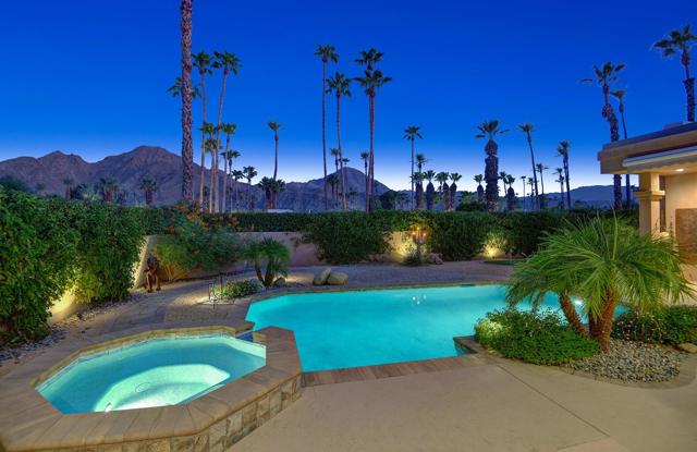 76470 Pala Palms Drive, Indian Wells CA: https://media.crmls.org/mediaz/6fa5c55c-5a1e-447b-acfe-a454d6a1c357.jpg