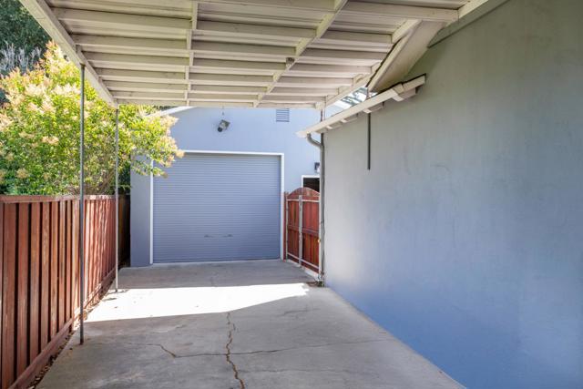 1513 Meadow Lane, Mountain View CA: https://media.crmls.org/mediaz/6fa5e7f4-9a1a-4fb2-9761-475328f881a0.jpg