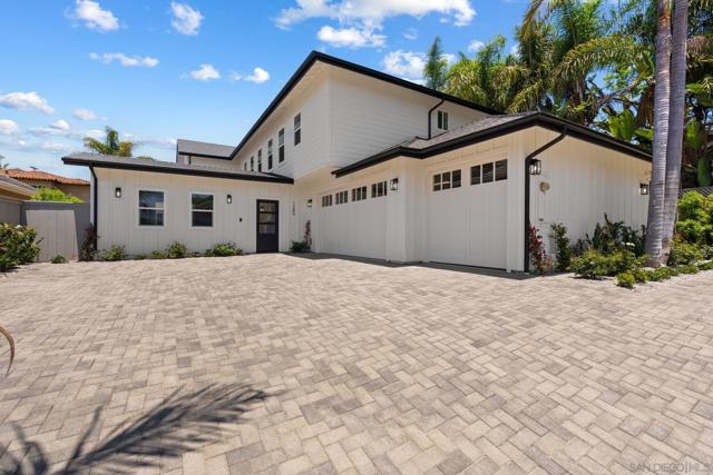 1384 Cynthia Ln, Carlsbad CA: https://media.crmls.org/mediaz/6fa5f36b-1254-4cd9-9cf2-0faea562a1fe.jpg