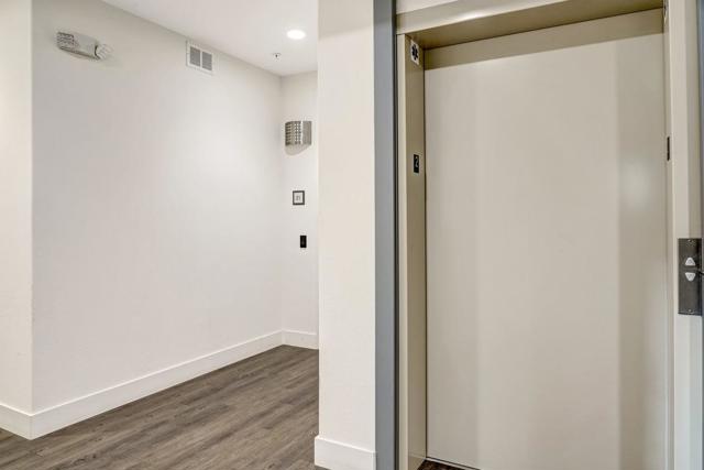 330 Riesling Avenue, Milpitas CA: https://media.crmls.org/mediaz/6fa65f61-6e11-4c85-8214-2161711f31a8.jpg