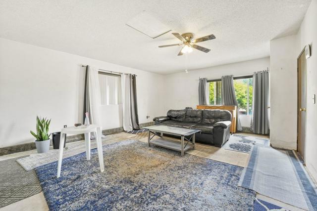 1904 Grove Road, El Cajon CA: https://media.crmls.org/mediaz/6fa68dcb-22f3-46d5-9465-60c605ff048e.jpg