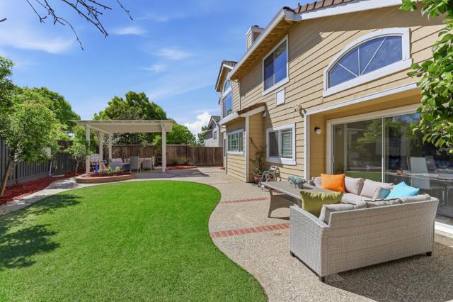 4168 Pinot Gris Way, San Jose CA: https://media.crmls.org/mediaz/6fa6ba25-c594-4c10-8c1d-aae338306fbd.jpg