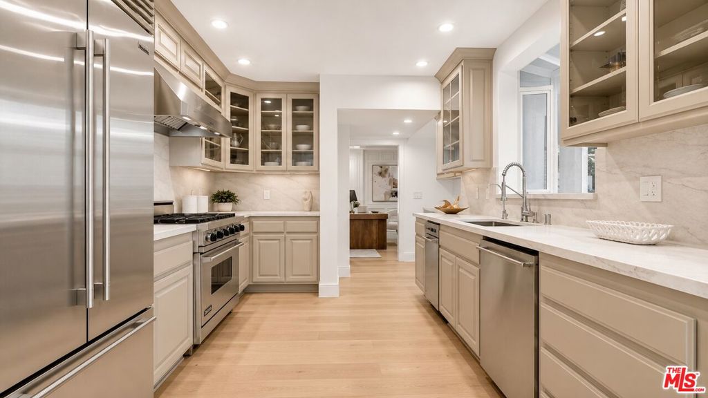 MLS #26863697 image #14
