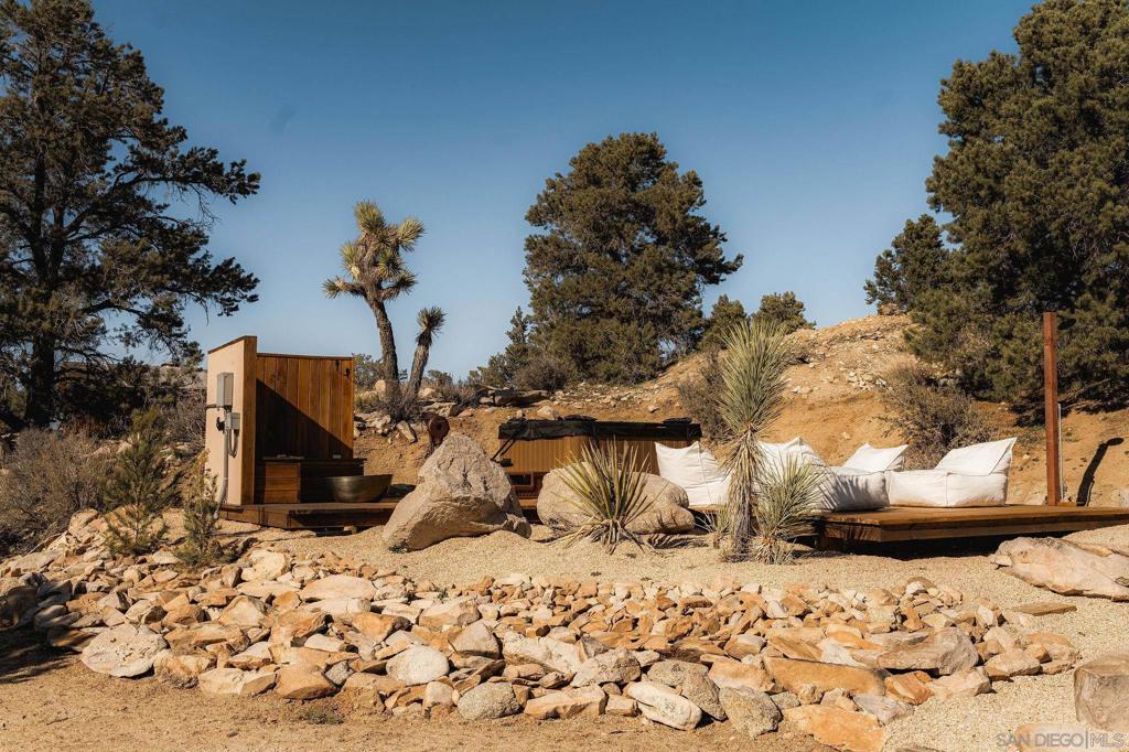 MLS #250043924SD image #31