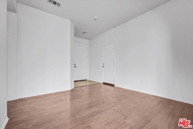 2279 Santa Ana Boulevard, Los Angeles CA: https://media.crmls.org/mediaz/6faba8e2-0982-4f2d-bc52-69f8c6df68d8.jpg