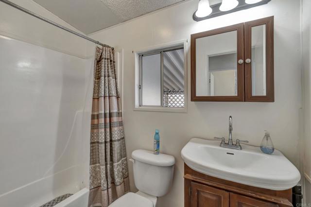 Detail Gallery Image 25 of 28 For 10707 Jamacha #24,  Spring Valley,  CA 91978 - 3 Beds | 2 Baths