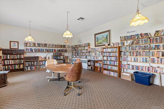 718 Sycamore Avenue, Vista CA: https://media.crmls.org/mediaz/6fac2431-0594-43e6-8afe-695ce623d445.jpg