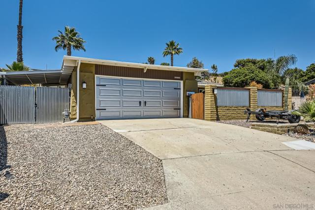9373 GOYETTE PLACE, Santee CA: https://media.crmls.org/mediaz/6fac691a-38fd-4a20-accc-66c28e77c79f.jpg