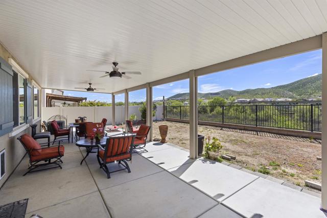 Detail Gallery Image 23 of 49 For 24449 Comanche Creek Dr, Menifee,  CA 92584 - 5 Beds | 2/1 Baths
