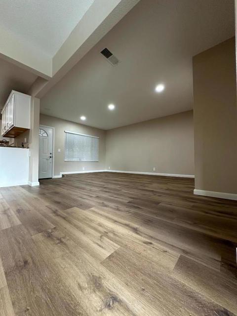 130 E 21st Street, Tracy CA: https://media.crmls.org/mediaz/6fadd46c-12c6-4064-914f-203456238b7e.jpg