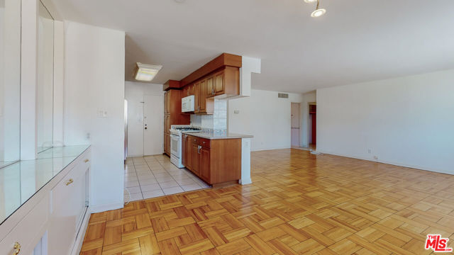 2 Bed Home for Sale in Beverly Hills, California