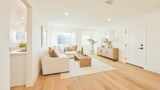 Detail Gallery Image 43 of 63 For 1045 Tarento Dr, San Diego,  CA 92107 - 4 Beds | 4 Baths