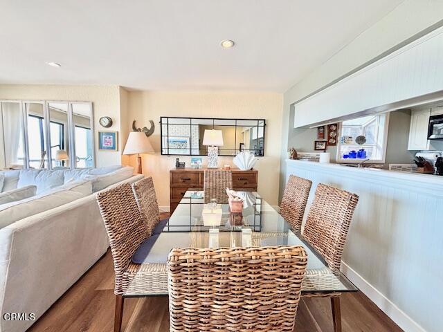 Detail Gallery Image 15 of 24 For 3949 Ocean Dr, Oxnard,  CA 93035 - 3 Beds | 2 Baths