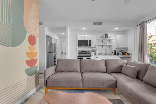 Image 31 of 50 For 78250 Cortez Lane 129