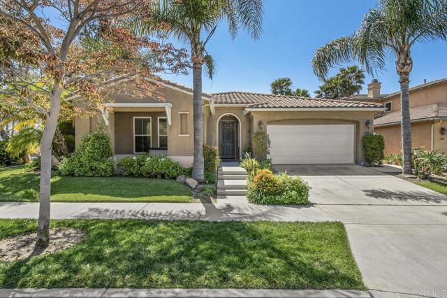 1450 Oakpoint Ave, Chula Vista CA: https://media.crmls.org/mediaz/6fb06ef6-d147-4b82-a657-b1983cfc07c4.jpg