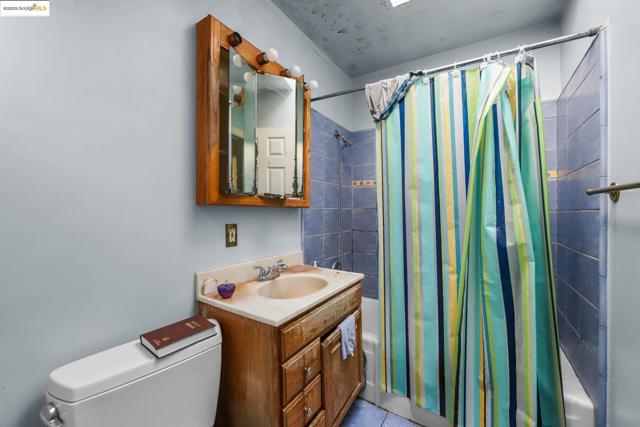 41 Apollo St, San Francisco CA: https://media.crmls.org/mediaz/6fb0a4d9-7f12-47bb-b461-aff70c171a29.jpg