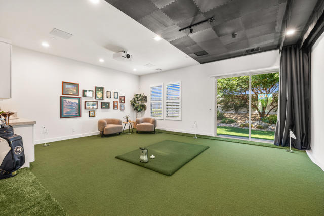 81350 Merv Griffin Way, La Quinta CA: https://media.crmls.org/mediaz/6fb17ed5-c9ae-40eb-98cc-0b41e3962cb2.jpg