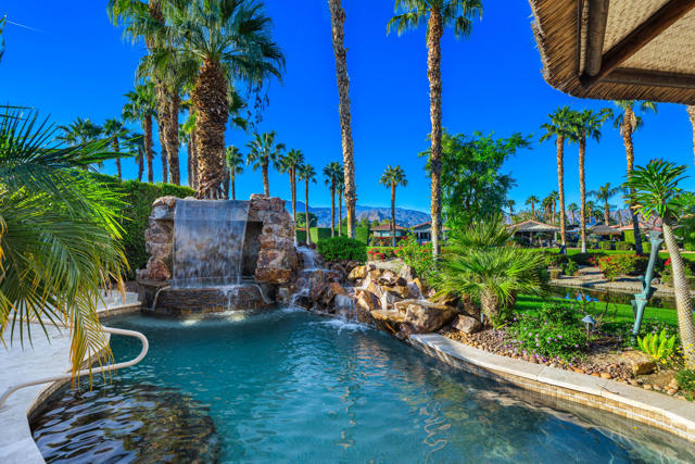 48170 Hjorth Street, Indio CA: https://media.crmls.org/mediaz/6fb20bed-8c37-4cd9-a592-03cd7aaef444.jpg