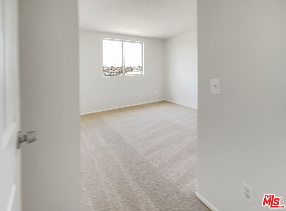 MLS #25529163 image #20