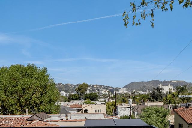 Detail Gallery Image 29 of 32 For 510 N Sycamore Ave, Los Angeles,  CA 90036 - 3 Beds | 3/1 Baths