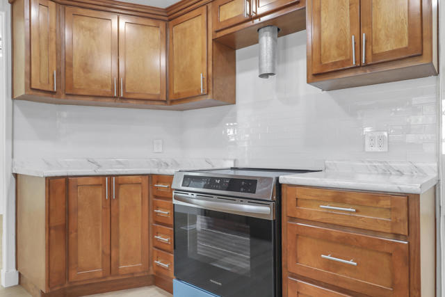 49305 Hwy 74 Spc 49, Palm Desert CA: https://media.crmls.org/mediaz/6fb52189-4c42-467c-a2a8-686a9bd22dbc.jpg