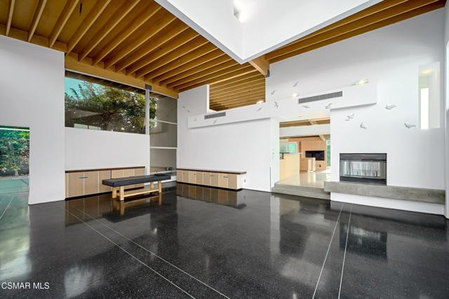 3681 Alomar Drive, Sherman Oaks CA: https://media.crmls.org/mediaz/6fb595f9-ff17-4e28-af66-463528ac2375.jpg