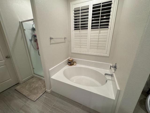 332 Manchester Drive, Los Banos CA: https://media.crmls.org/mediaz/6fb5e609-b07f-46f8-8b13-3fa595f831d5.jpg