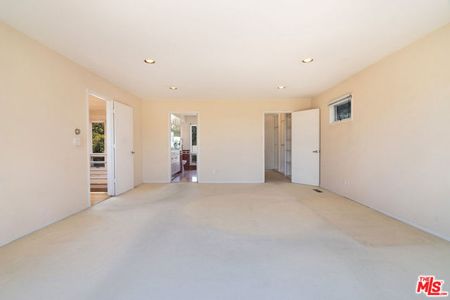 3580 Mountain View Avenue, Los Angeles CA: https://media.crmls.org/mediaz/6fb60729-fc44-48b9-9dfe-0734b1a3d2cc.jpg