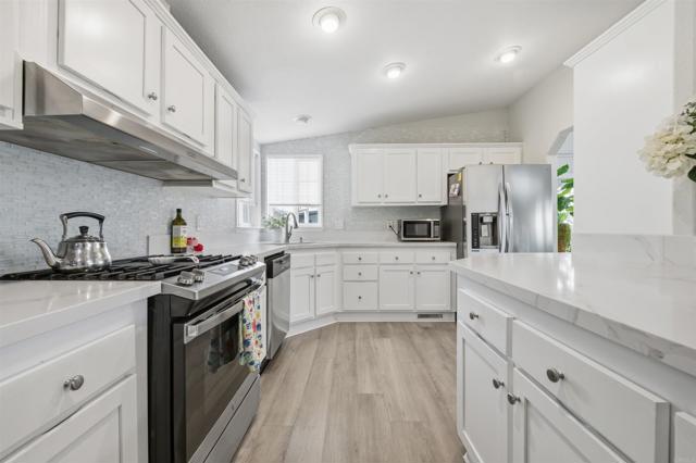 Detail Gallery Image 20 of 43 For 8545 Mission Gorge Rd. #SPC.#147,  Santee,  CA 92071 - 3 Beds | 2 Baths