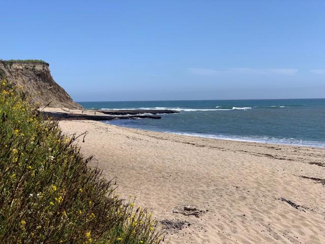 2 3rd Avenue, Davenport CA: https://media.crmls.org/mediaz/6fb82093-7fa7-48db-9738-b17c9be2ee36.jpg