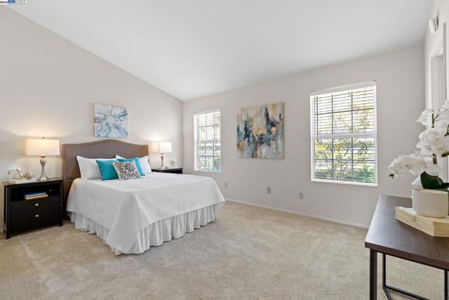 7710 Canyon Meadow Cir, Pleasanton CA: https://media.crmls.org/mediaz/6fb85fea-55e4-4969-a701-923148f7af51.jpg