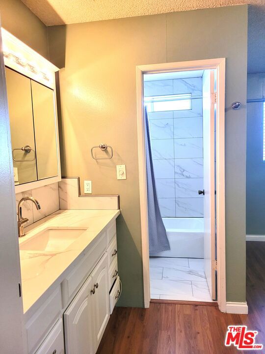 2501 W Redondo Beach Boulevard, Gardena CA: https://media.crmls.org/mediaz/6fb89b15-682f-4b50-a45d-ac9c44a9239c.jpg