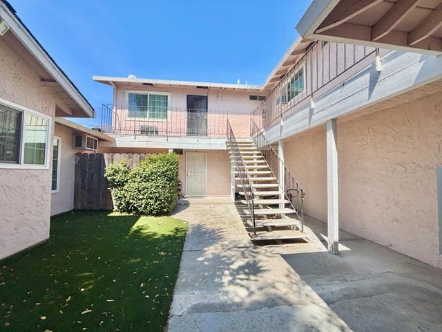 3814 Seven Trees Boulevard, San Jose CA: https://media.crmls.org/mediaz/6fb8d4a0-85f4-45e1-ba28-aef3056bcd00.jpg