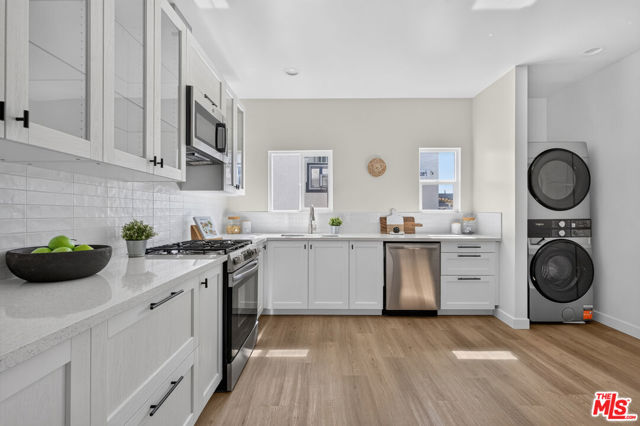 1308 West 53rd Street photo 8