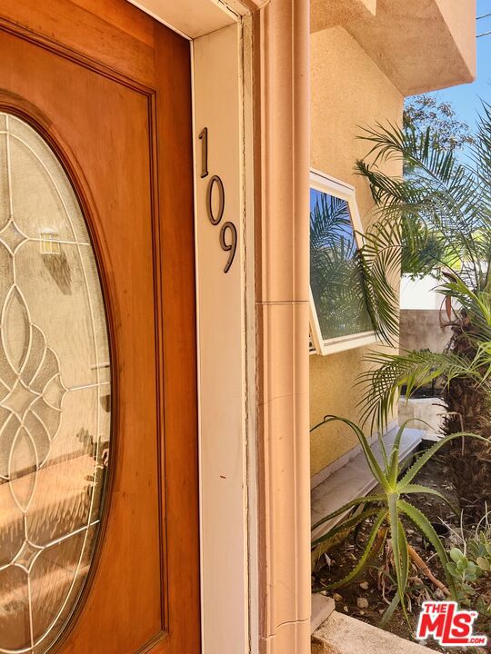 5719 Camellia Avenue, 109 photo 9