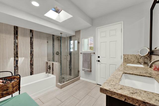1945 Wedgemere Road, El Cajon CA: https://media.crmls.org/mediaz/6fbb3b9f-2dcd-4e34-9d1d-800acd8bbd96.jpg