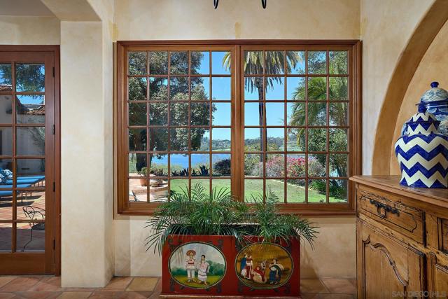 Image 12 of 47 For 6525 Lago Lindo