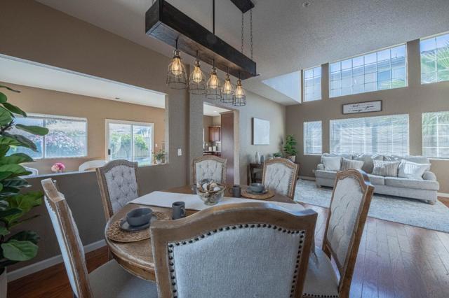 27320 Bavella Way, Salinas CA: https://media.crmls.org/mediaz/6fbc9b08-2c40-4353-9471-13236b5b26cf.jpg