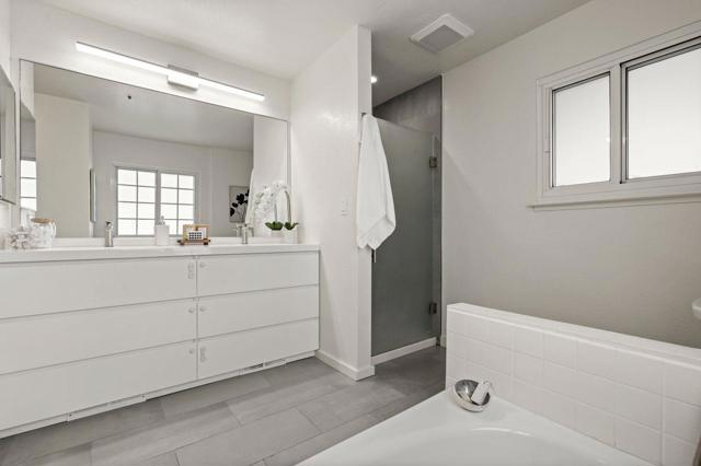 412 Michelle Lane, Daly City CA: https://media.crmls.org/mediaz/6fbcc600-fe9b-4e9a-bea1-416e2cd59e3b.jpg