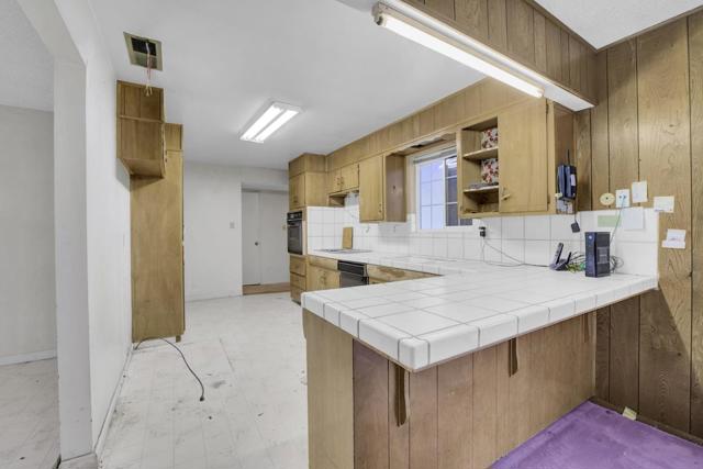 8734 Hermosa Court, Stockton CA: https://media.crmls.org/mediaz/6fbdb405-cd84-4b1c-9907-acf39f1026bc.jpg