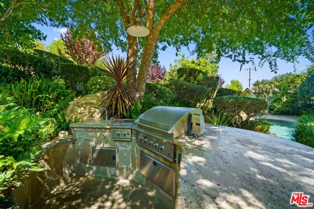 33269 Mulholland Highway, Malibu, California 90265, 4 Bedrooms Bedrooms, ,4 BathroomsBathrooms,Single Family Residence,For Sale,Mulholland,24429209