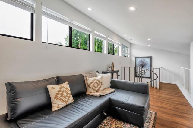 1641 Molitor Road, Belmont CA: https://media.crmls.org/mediaz/6fbf8e1e-8ce7-44d1-afe7-4f2f6ba46d9b.jpg
