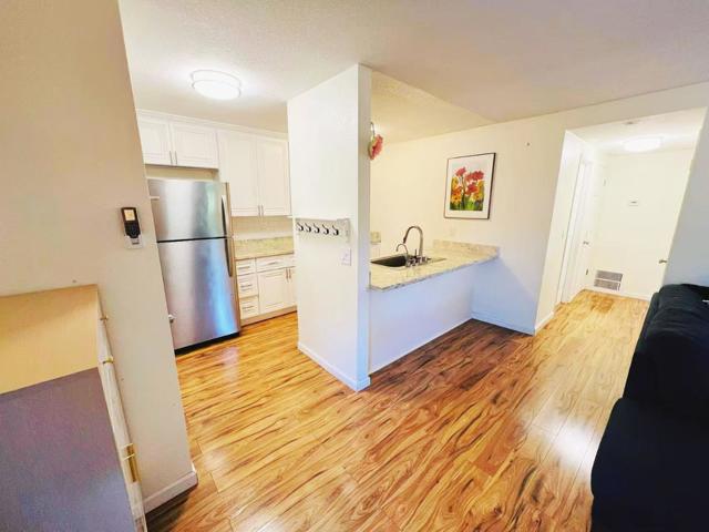 91 Castlebridge Drive, San Jose CA: https://media.crmls.org/mediaz/6fc01bee-e835-4d55-b880-1a4c6390276d.jpg